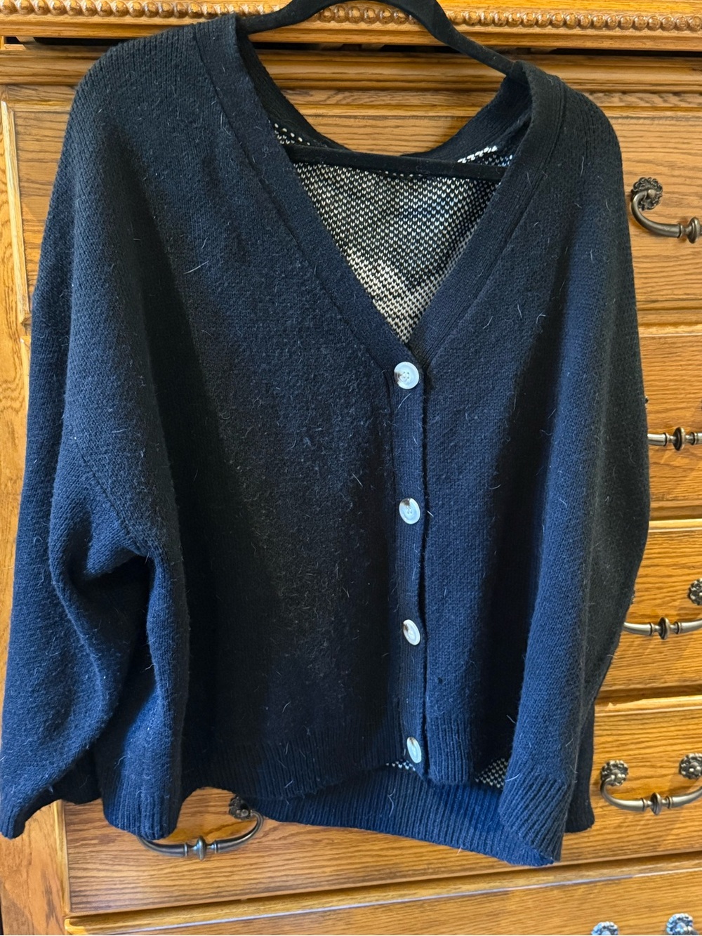 SHEIN Black V-Neck Button-Up Knit Cardigan